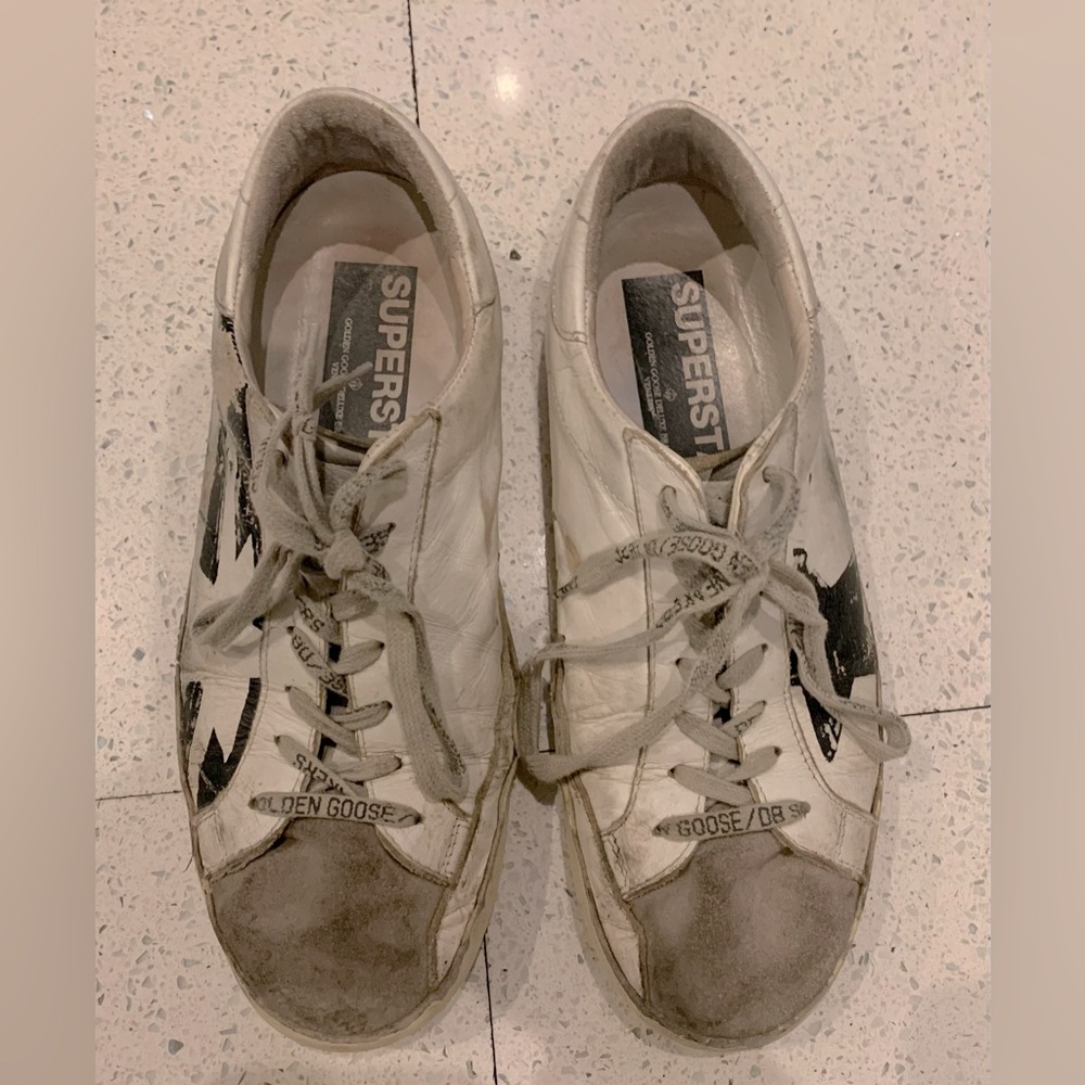 Golden Goose Flagship women’s leather sneakers. Size 39. Authentic